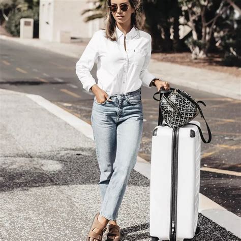 40 Summer Travel Outfits to Make you Feel Comfy - BelleTag