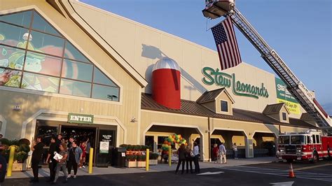 Stew Leonard’s Paramus location opens to the public | PIX11