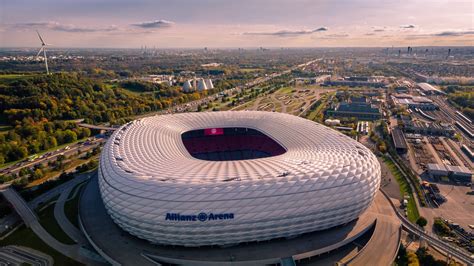 Allianz Arena Tour - Bayern Munich Stadium - CEETIZ