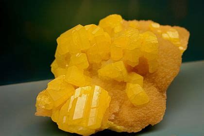 Sulfur, Chemical Element - reaction, water, uses, elements, proteins ...