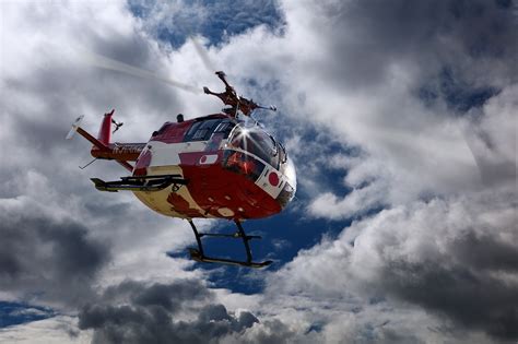 Helicopter Vs. Fixed-Wing Air Ambulances: Which Is Right For The Job ...