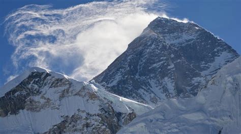 Why Did So Many Climbers Die on Mount Everest This Year?