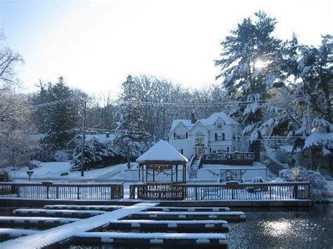 Snow covered Waterstone Inn in Greenwood Lake, NY. Lakefront Bed ...