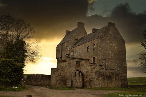 Outlander Filming Locations in Scotland - Guide + Location Map