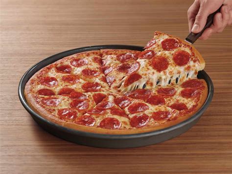 Pizza Hut Pan Pepperoni Pizza