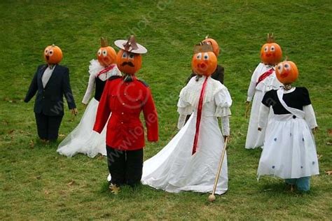 PUMPKIN PEOPLE, KENTVILLE – Lone Pine Photo