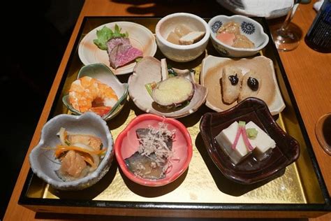 10 Famous Foods to Eat in Kyoto | Food Guide | Kyuhoshi