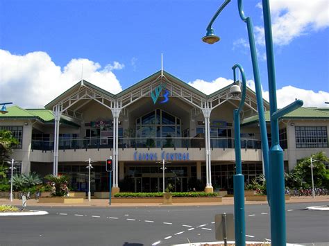 Tropical Far North Queensland: 2. Cairns - Shopping