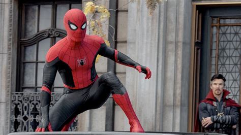 Spider-Man's New Spidey Suit Revealed in 'No Way Home' Promo (Video ...