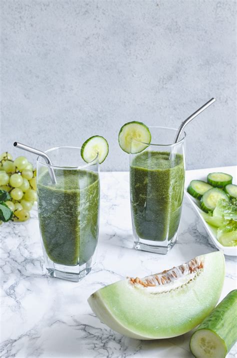 Cucumber Melon Smoothie - My Modern Cookery