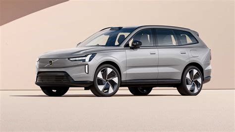 Volvo officially reveals the EX90 EV SUV, its 'safest car ever' | Engadget