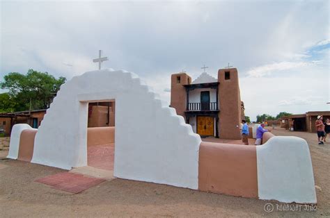 taos architecture | Taos Pueblo and a Thousand Year Old Adobe ...