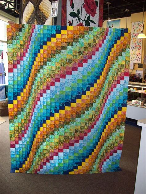 best multi colour | Bargello patterns, Bargello quilts, Bargello quilt ...