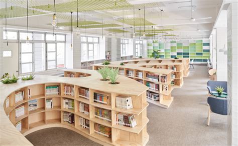 Gallery of Hankou Junior High School Library / TALI DESIGN - 6