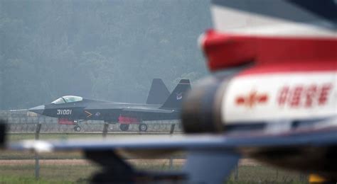 New variants of Chinese stealth fighters break cover