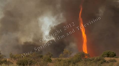 A Terrifying 30-Meter-Tall 'Fire Tornado' in Australia's Outback - The ...