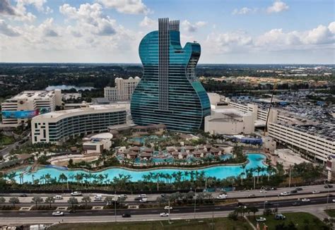 World's first Guitar-Shaped Hotel opens in Florida! - JobbieCrew.com