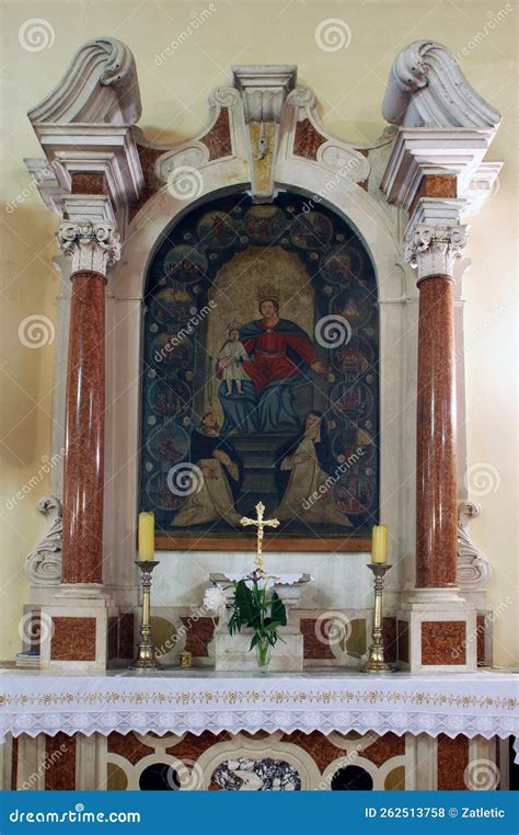 The Altar of the Queen of the Holy Rosary in the Church of St. Bernard ...