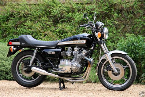 Suzuki GS1000 Gallery | Classic Motorbikes