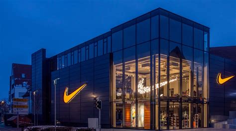 Nike Factory Store Metzingen. METZINGEN, DEU. Nike.com MA