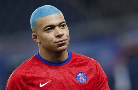 Blue-haired Mbappe helps PSG keep pace · The 42