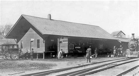 Vintage Railroad Pictures: Unadilla Valley Railroad Station, New Berlin ...