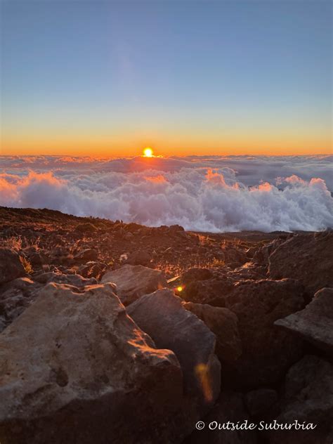 Sunrise, Hiking, Sunset & Stargazing at Haleakala National Park [Map ...