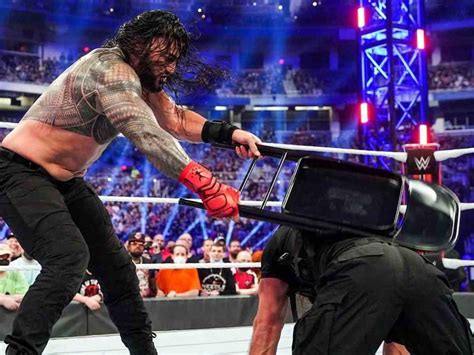 Roman Reigns calls 37-years-old WWE superstar a "former chosen family ...