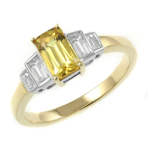 18ct yellow gold 1.89ct yellow sapphire & 0.19ct diamond ring ...