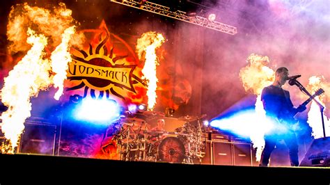 Godsmack: Live Photo Gallery - The Rock Revival