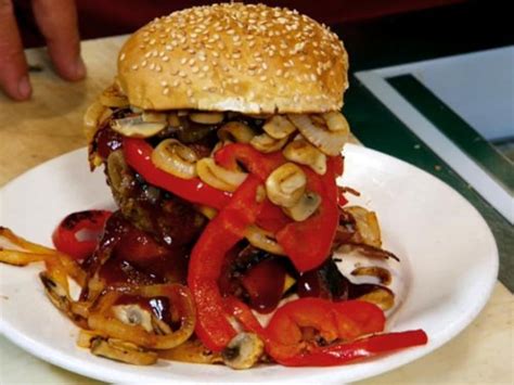 "Diners, Drive-ins and Dives" Burgers, Steaks and Chops (TV Episode ...