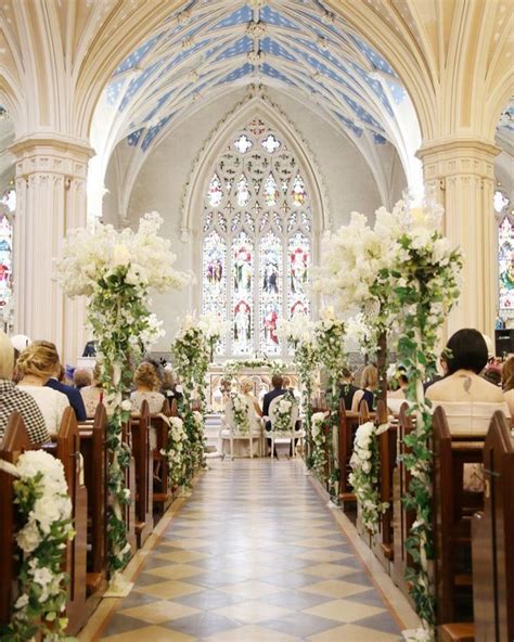 Church Wedding Decorations: Beautiful Ideas For Every Style | Wedding ...