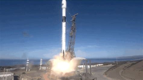 SpaceX Falcon 9 Launches Satellite to Monitor the World's Oceans