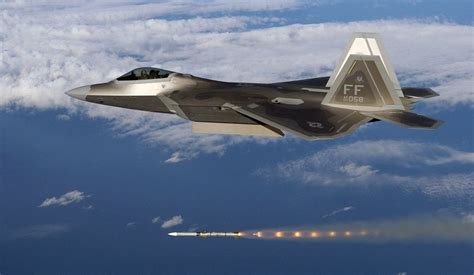 Comparison of F-35 Lightning II VS F-22 Raptor - Crew Daily