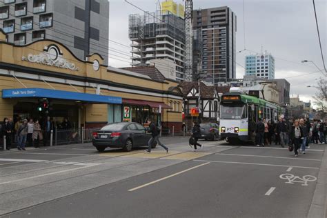 Tram passengers run to catch a train at South Yarra station - Wongm's ...