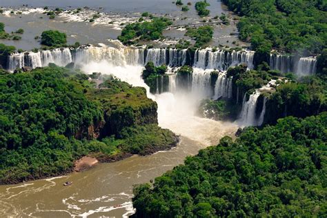 Iguazú Falls in August: Travel Tips, Weather, and More | kimkim