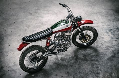 Custom Yamaha RX100 modified into a scrambler - 18 live images