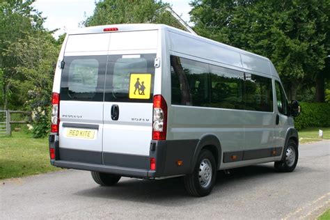 Boxer 3,500kg Minibus P7212 | Red Kite Vehicle Consultants