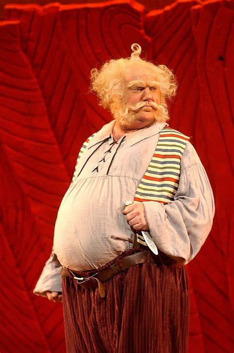 'Falstaff' review: Strong cast follows potent lead