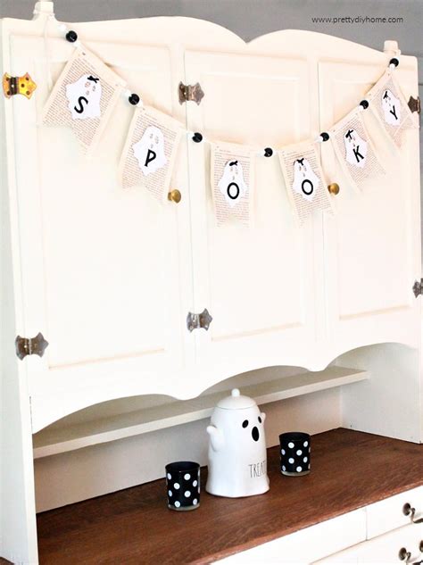 Spooky Halloween Banner - Pretty DIY Home