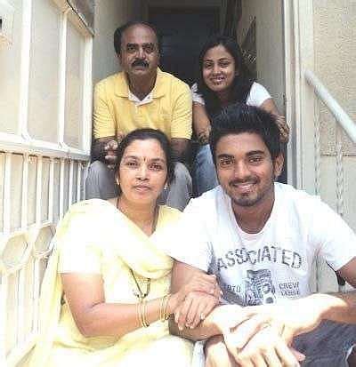 KL Rahul's Family - Father, Mother, Sister