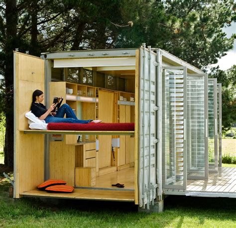 Shipping Container Homes & Buildings: Shipping Container Micro-House ...