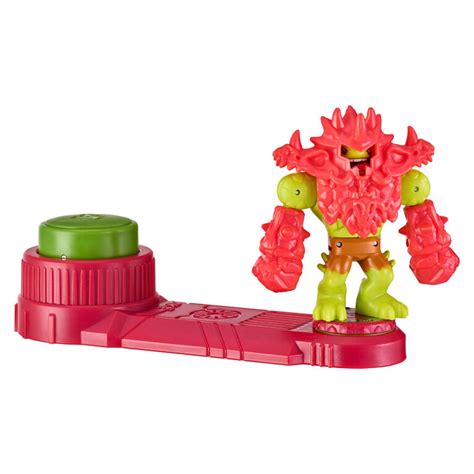 Akedo S5 Giants Beast Single Pk Titan Flyswat | Toys R Us Canada