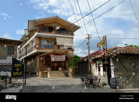 Apartment house and Restaurant Porta e Kalase, Old town, Elbasan ...