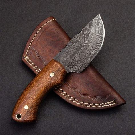 |Knives Hub| Custom Handmade Damascus Steel Skinning Knife With Leather ...