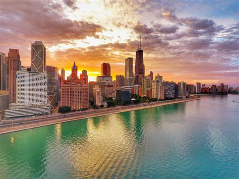 Chicago Skyline at Sunset Photograph by Tom McDonald - Pixels