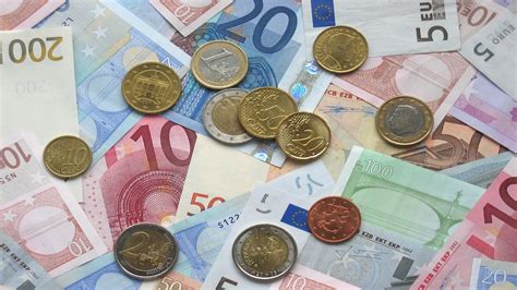 Europe Currencies – Everything You Need to Know About the EURO