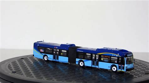 MTA NYC Transit New Flyer Xcelsior Articulated Bus 1/87 Scale Iconic ...