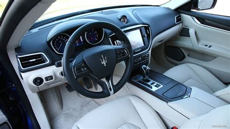 2014 Maserati Ghibli - Interior | Caricos