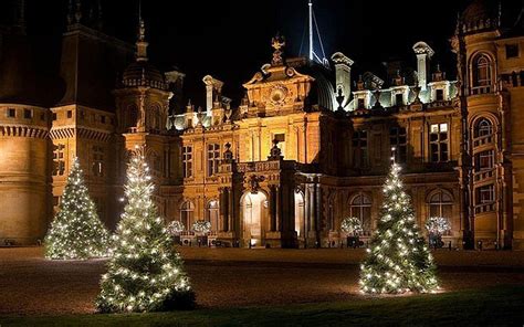 Buckingham Christmas Lights 2013 switch on takes place on November 30